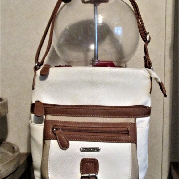 St. John's Bay Shoulder Bag - Picture 1 of 10